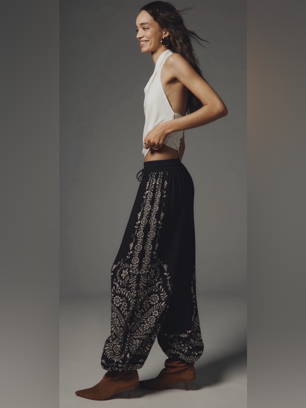 Farm Rio x Anthropologie Pull-On Printed Balloon Pants - Picture 2 of 9